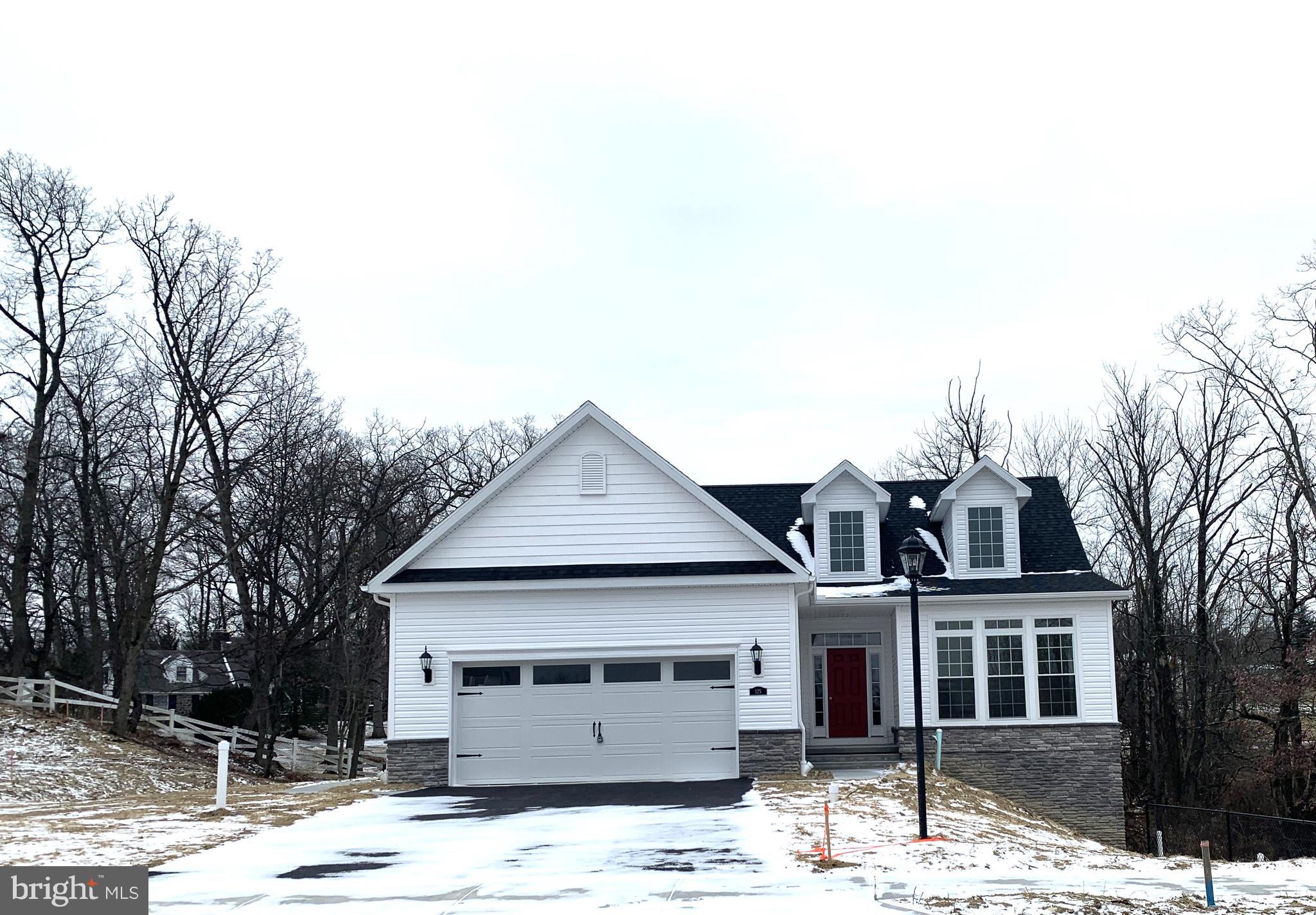 THORNBURY HUNT II - Residential