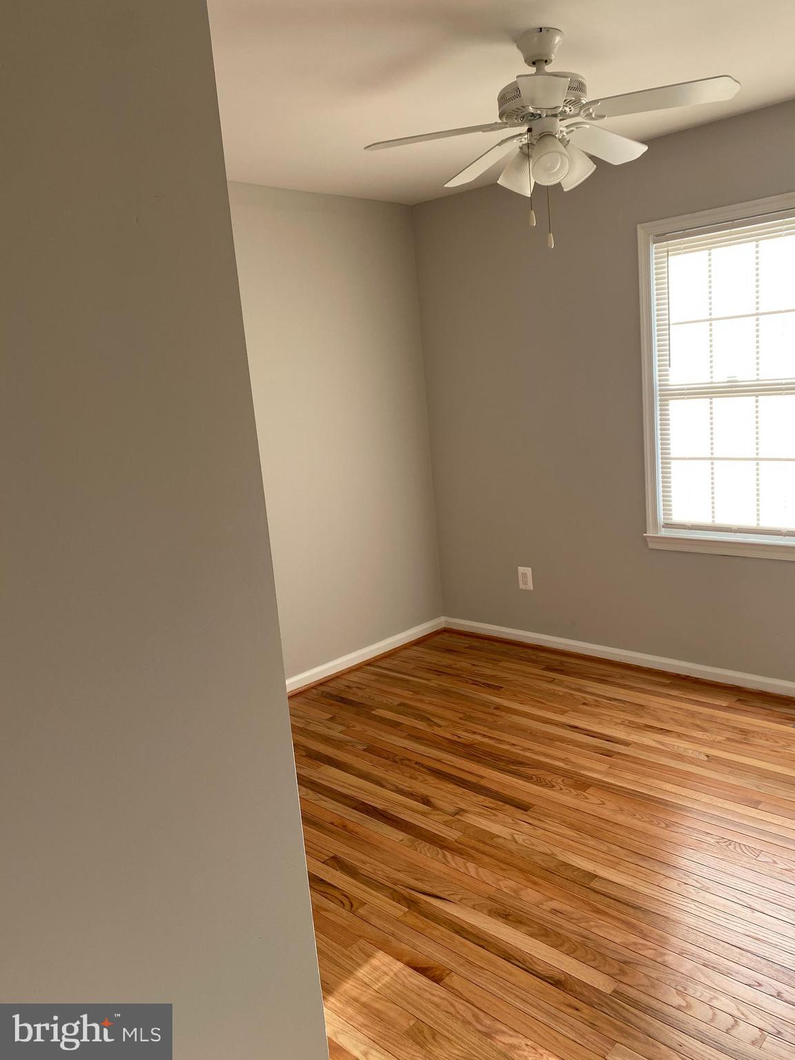 MIDDLEBRIDGE - Residential