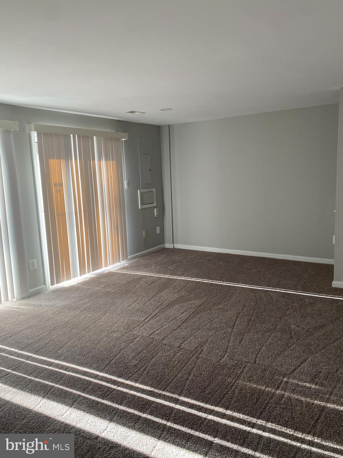 MIDDLEBRIDGE - Residential