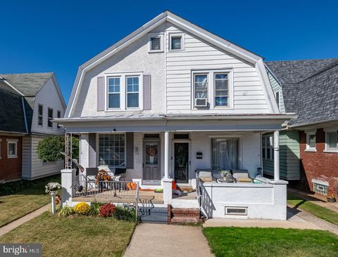 705 ALTON AVENUE READING PA 19605