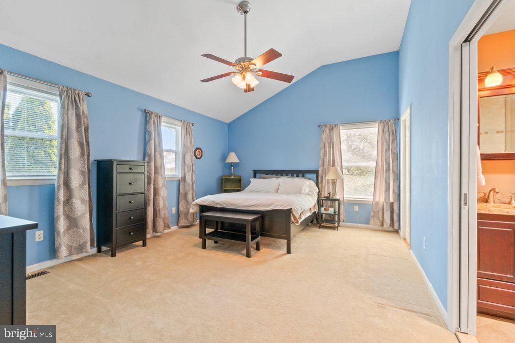 BRIGHT OAKS - Residential