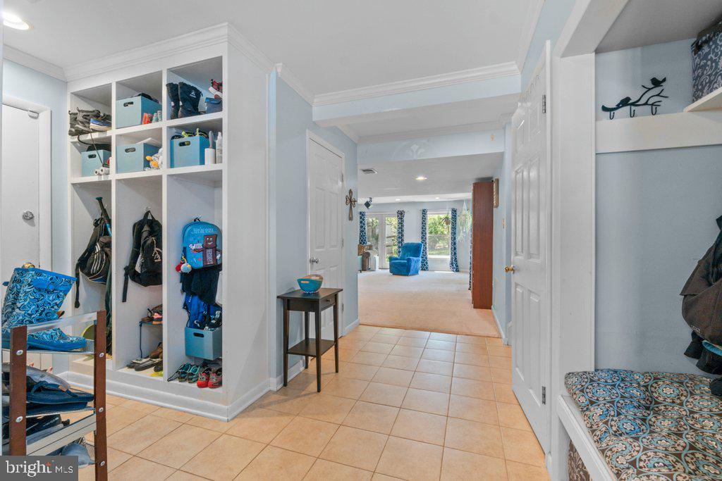 BRIGHT OAKS - Residential