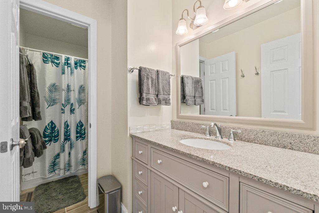 BRIGHT OAKS - Residential