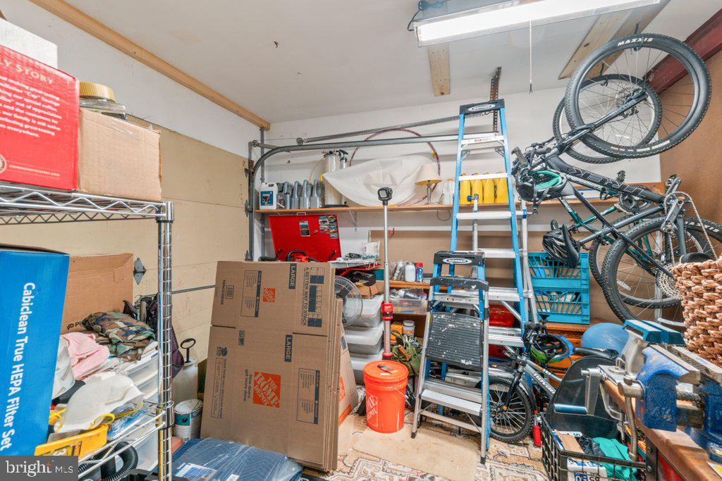 BRIGHT OAKS - Residential