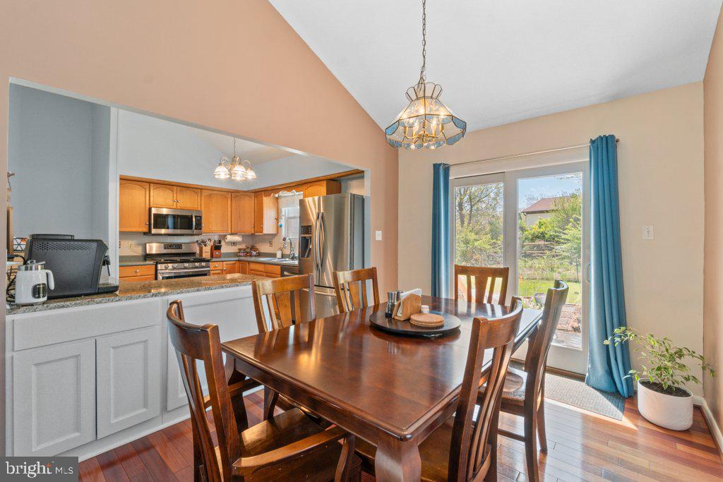 BRIGHT OAKS - Residential