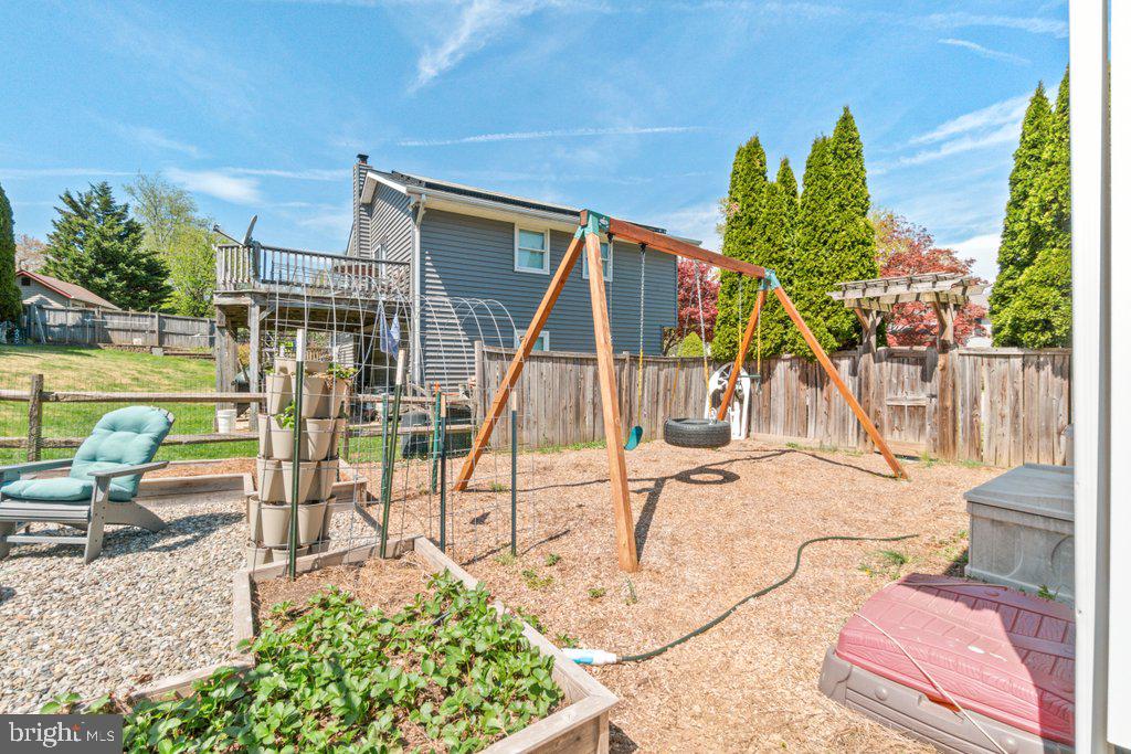 BRIGHT OAKS - Residential