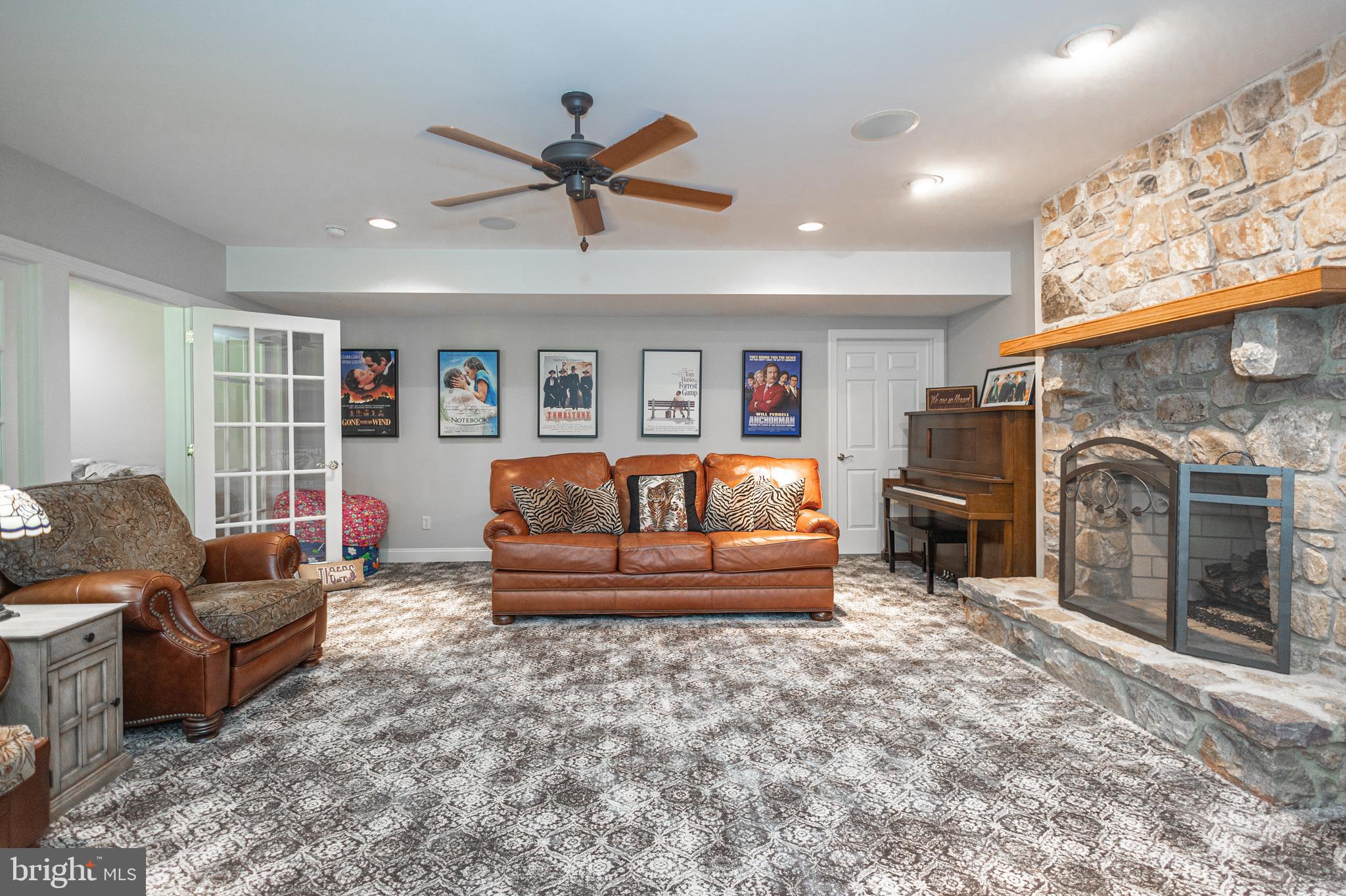 INDIAN SPRINGS - Residential