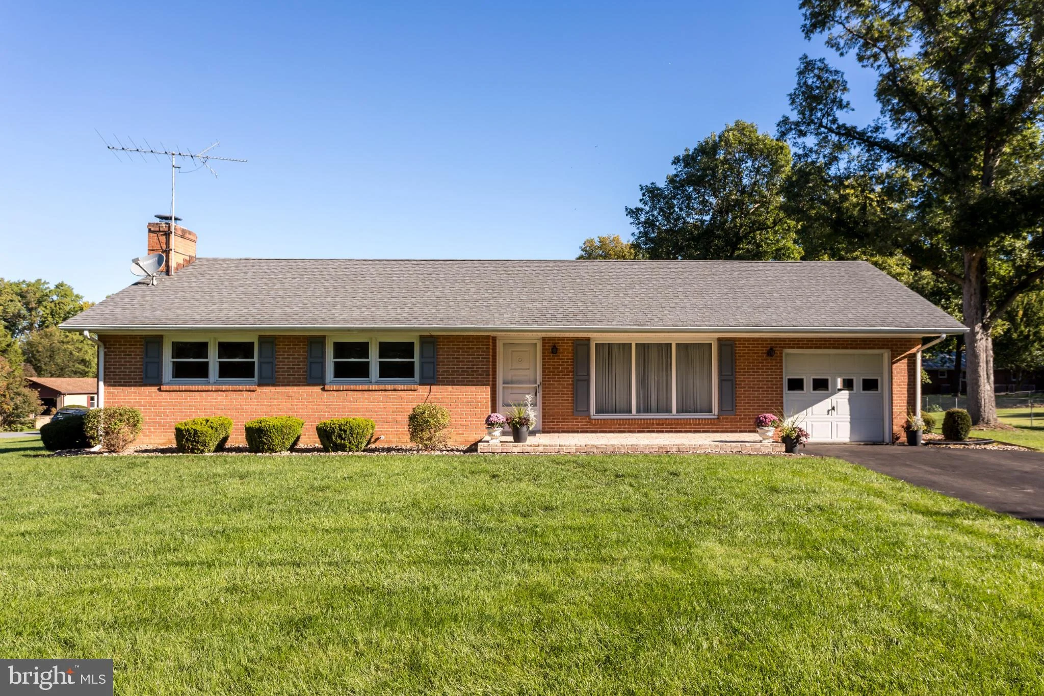 1033 Tasker Road