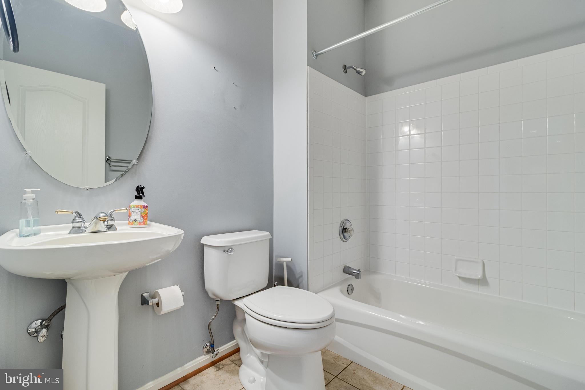 HILLENDALE - Residential