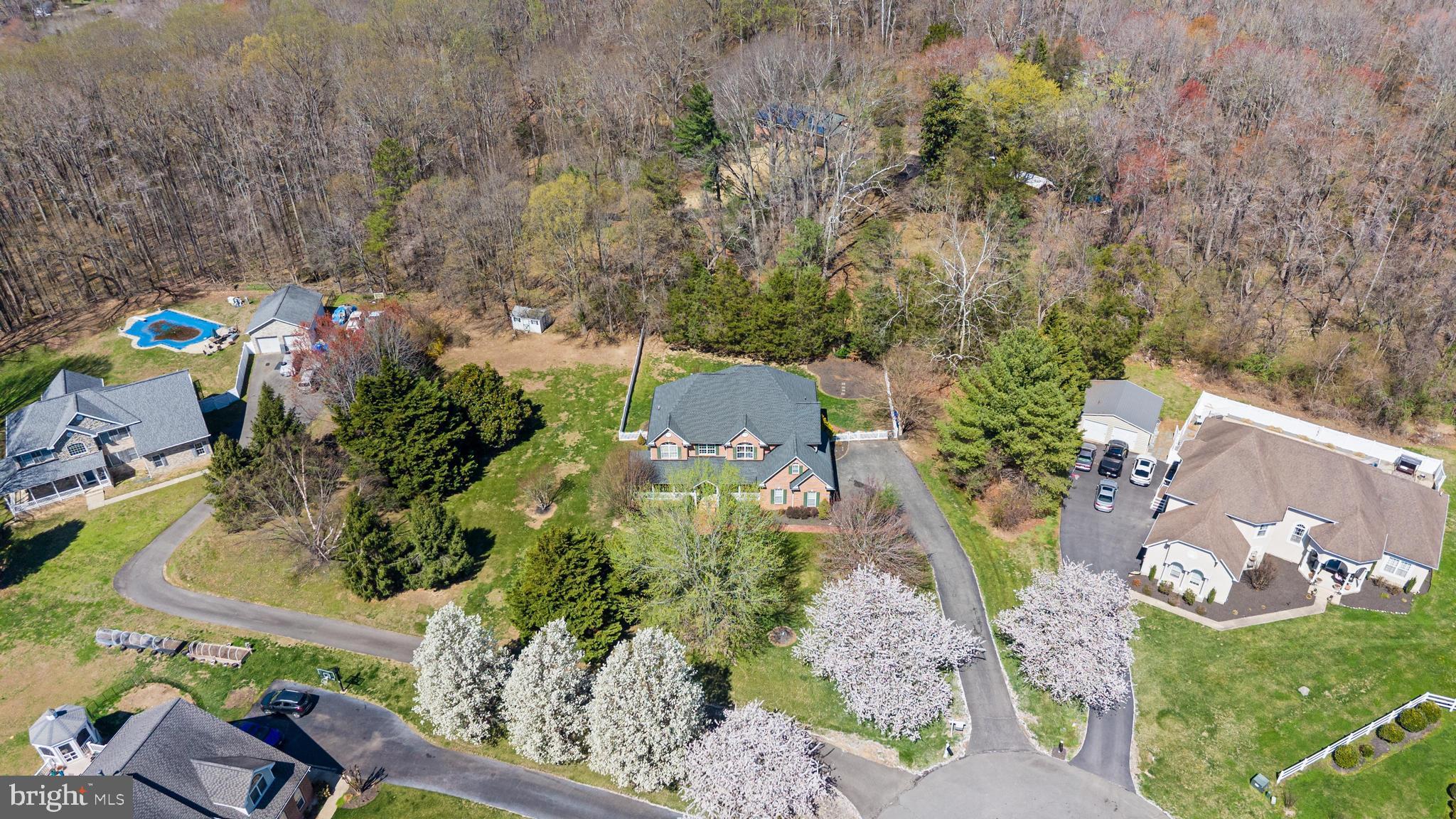 HILLENDALE - Residential