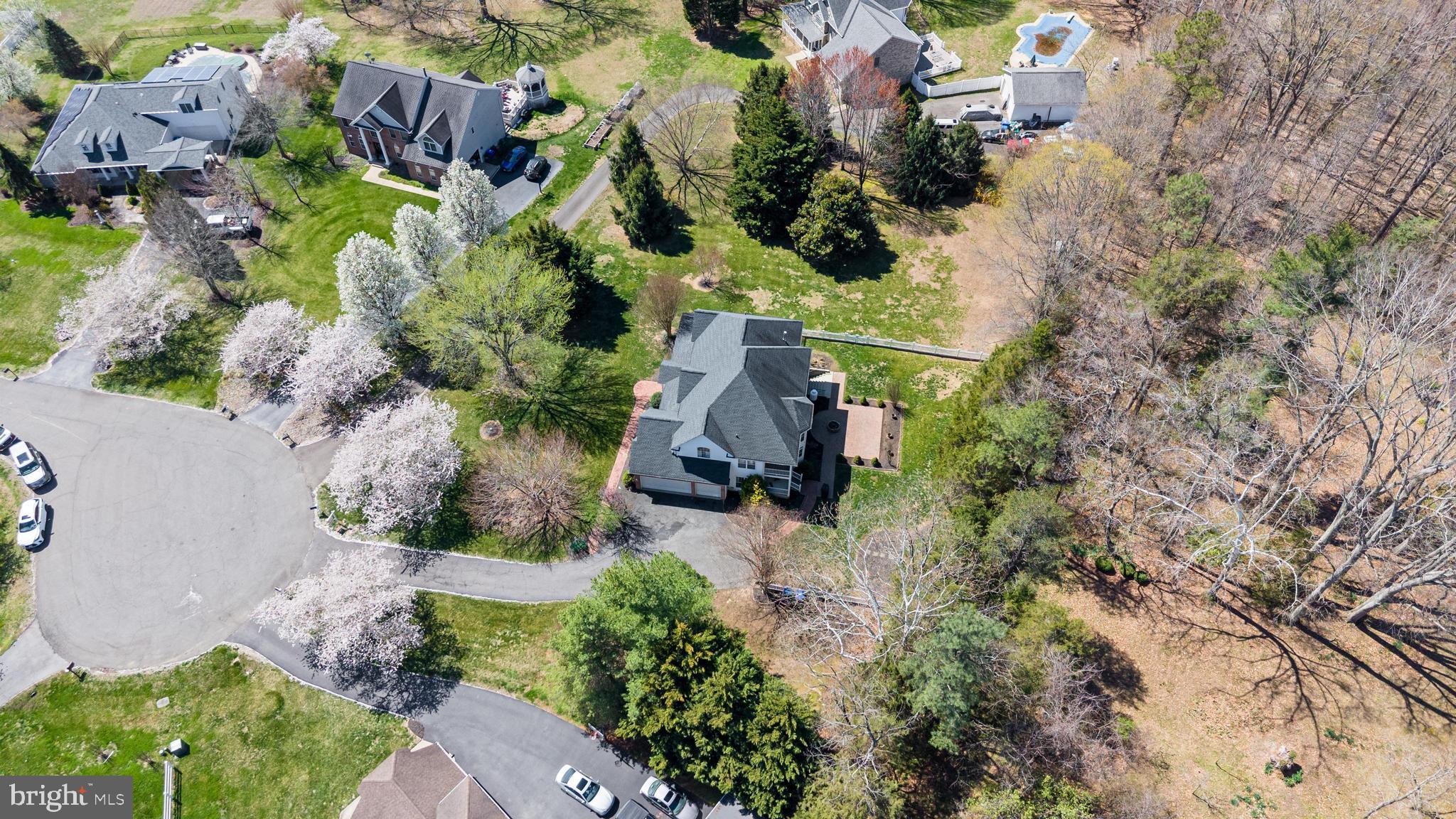 HILLENDALE - Residential