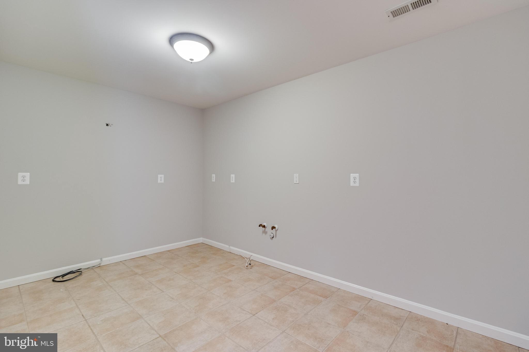 HILLENDALE - Residential