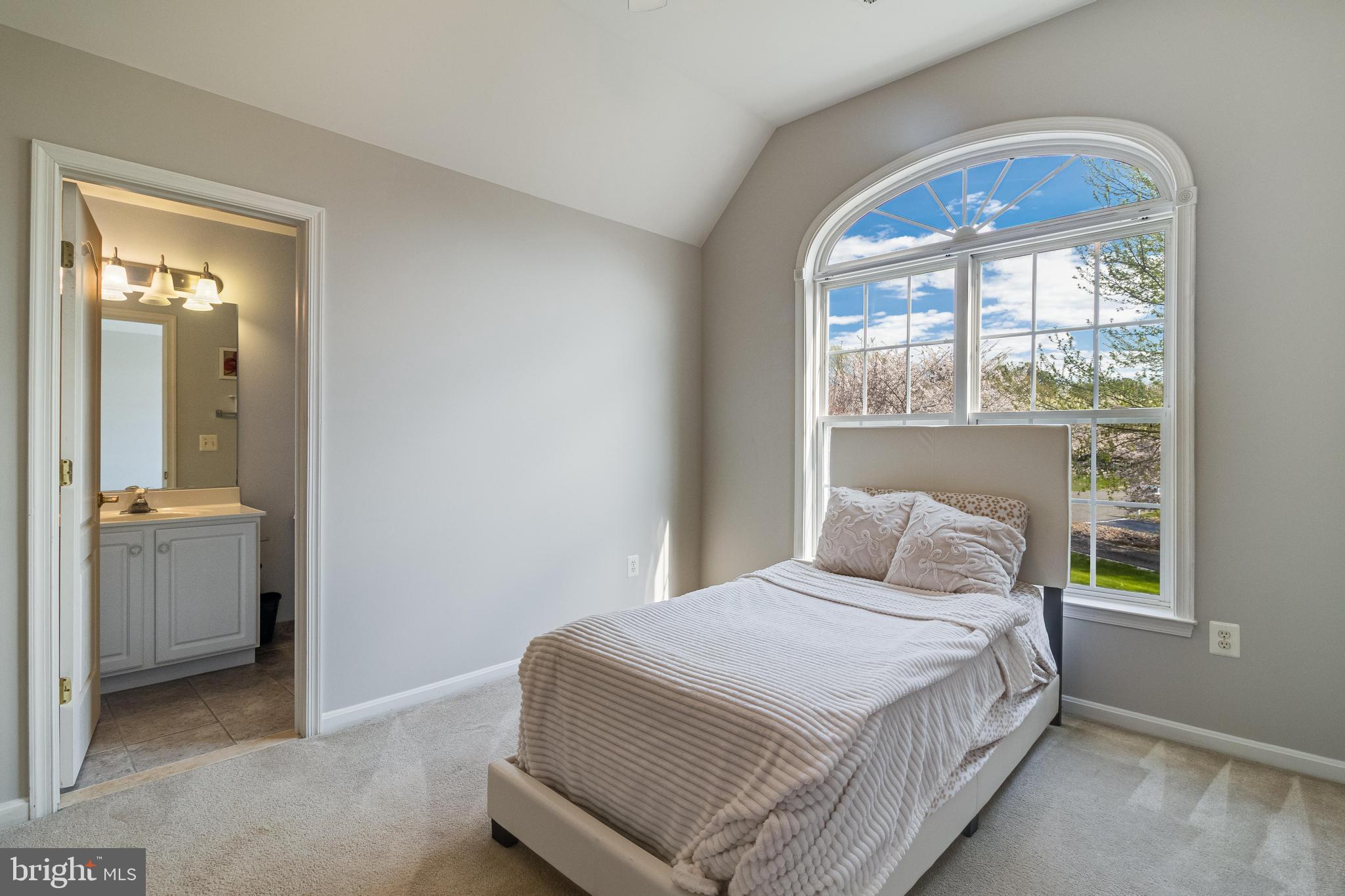 HILLENDALE - Residential