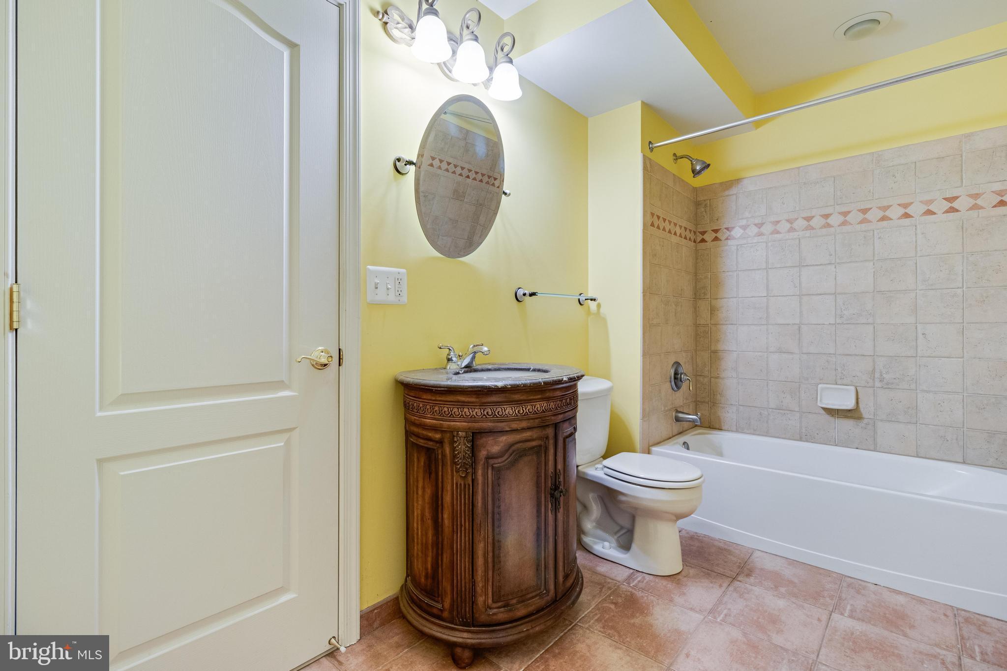 HILLENDALE - Residential