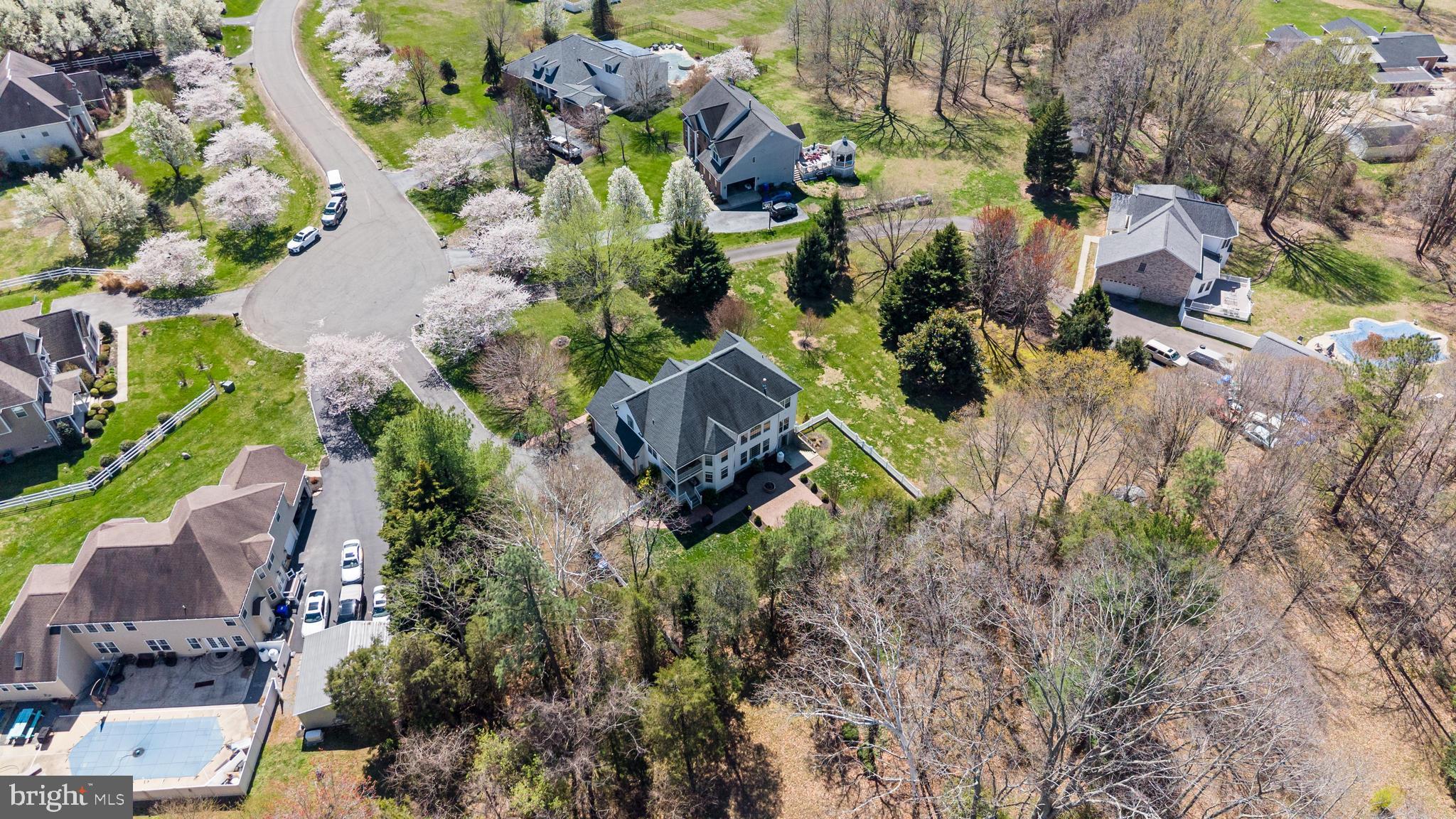 HILLENDALE - Residential