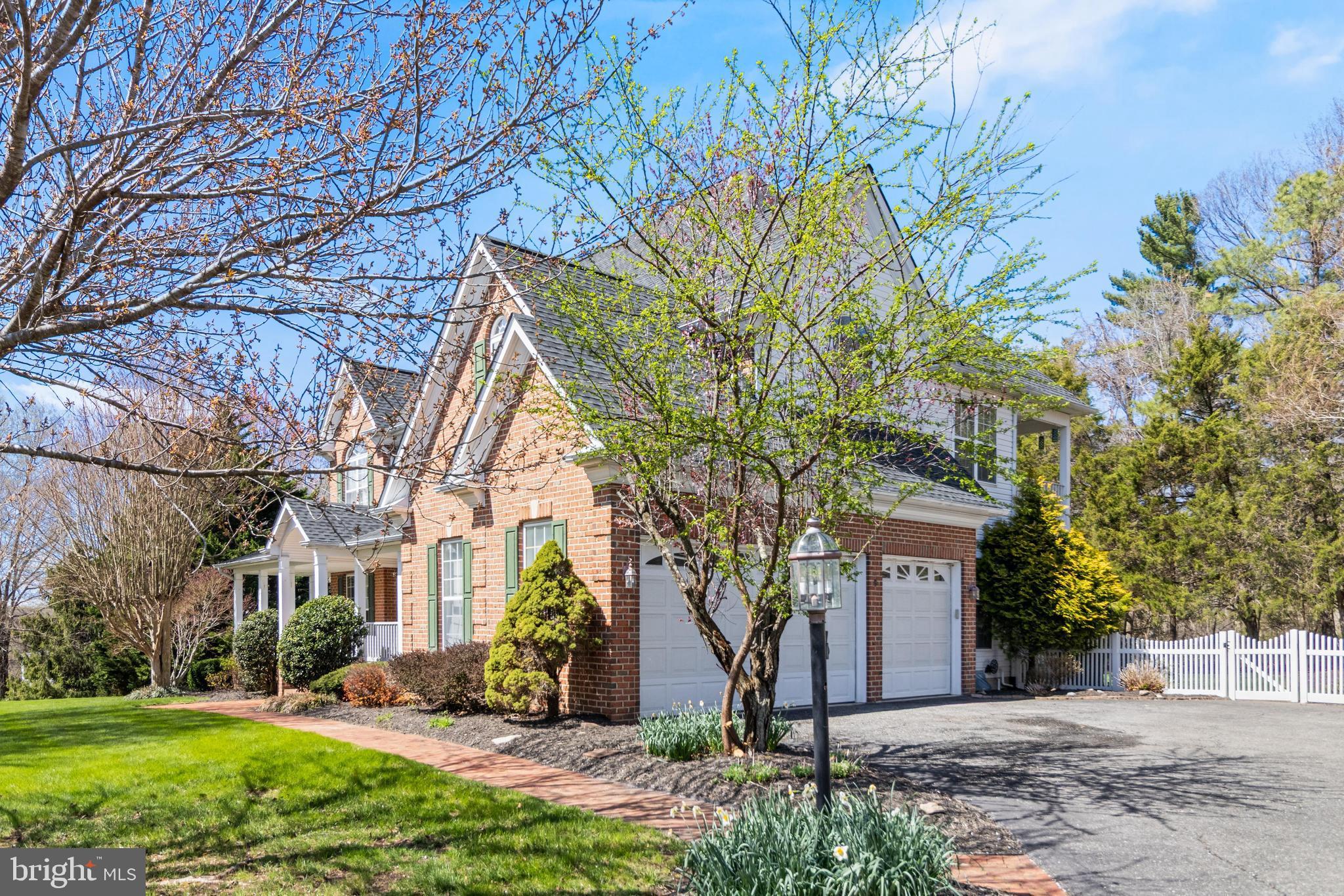 HILLENDALE - Residential