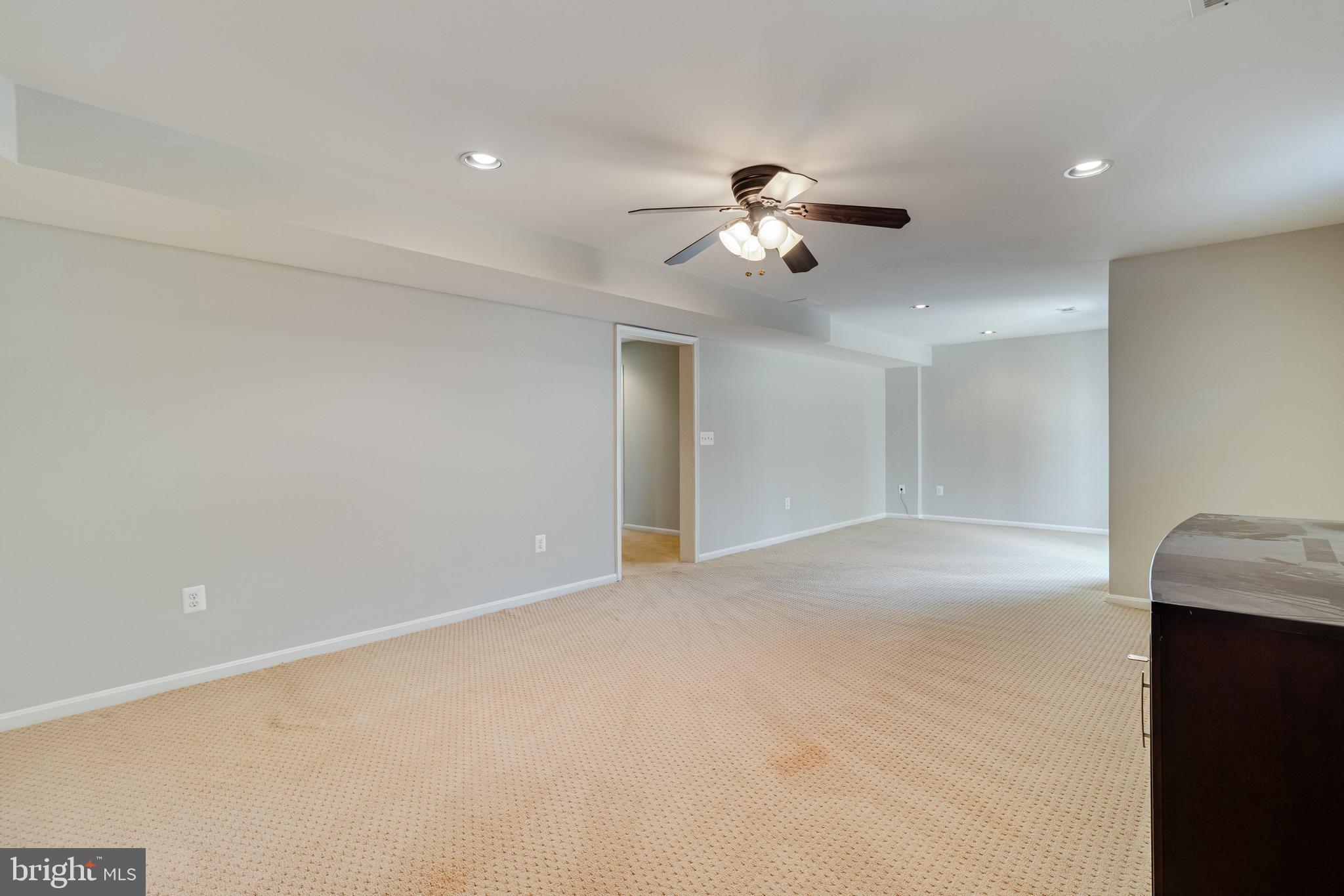 HILLENDALE - Residential