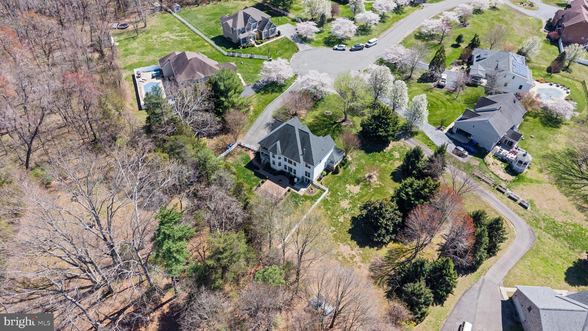 HILLENDALE - Residential