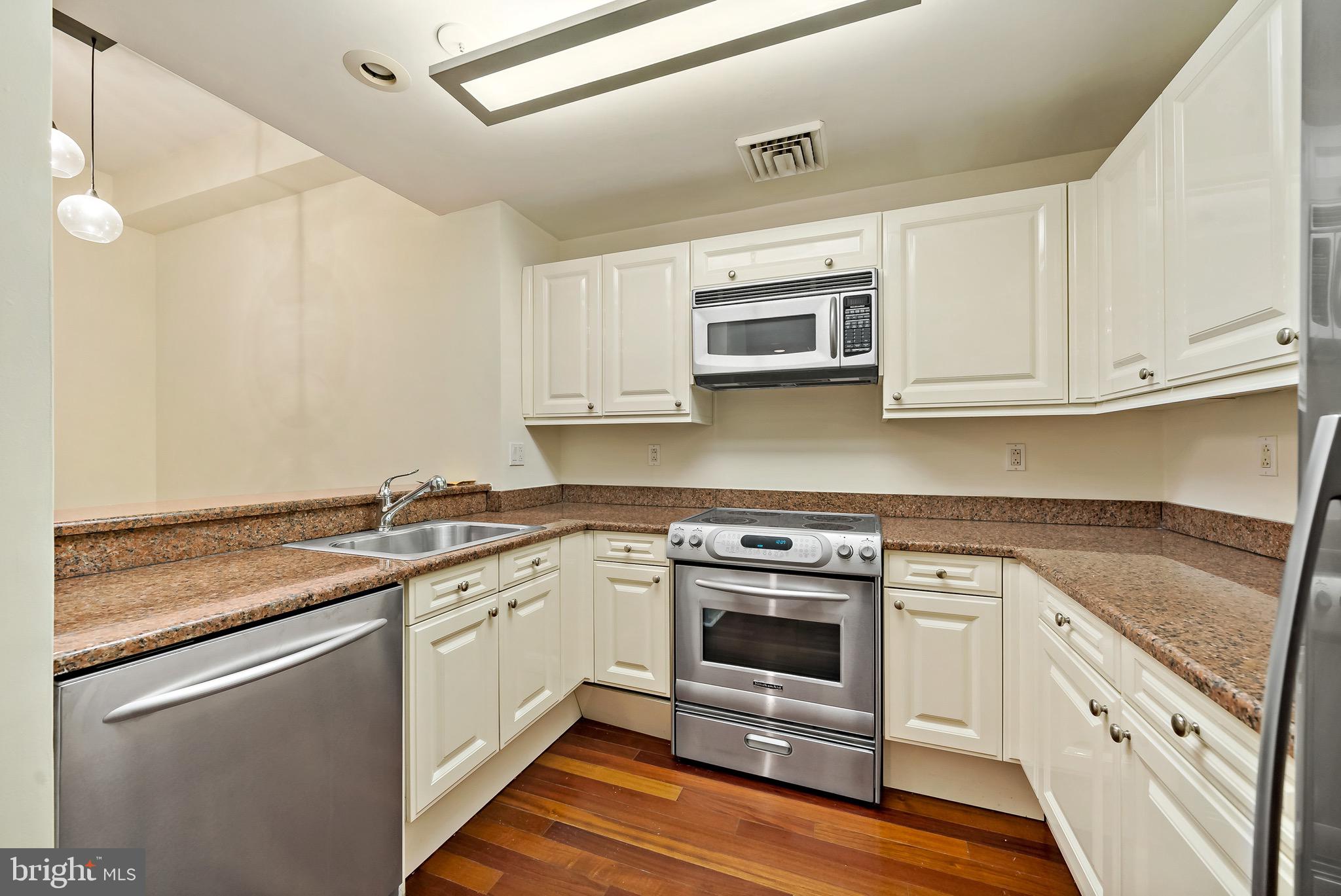 CENTER CITY - Residential