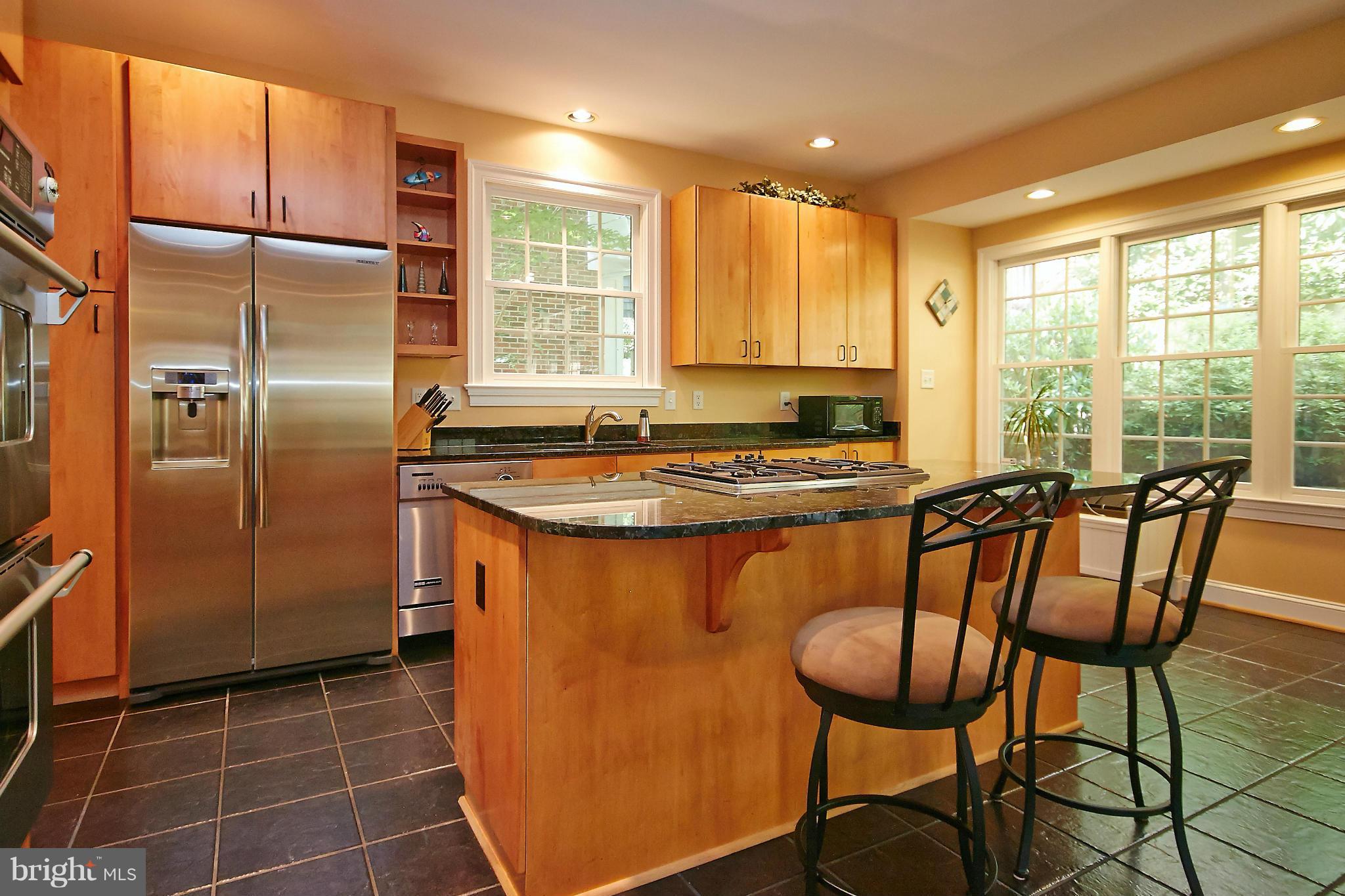 LEE HEIGHTS - Residential