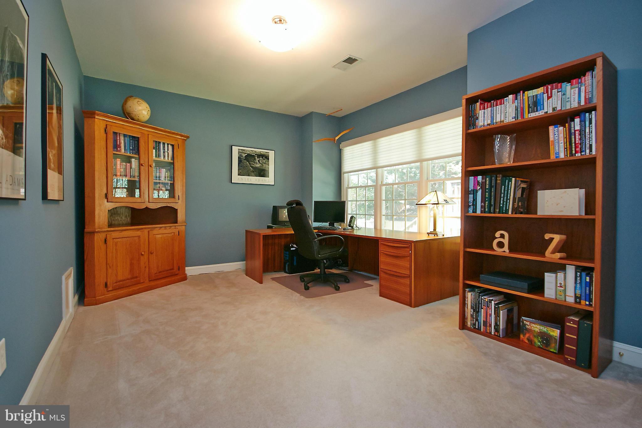 LEE HEIGHTS - Residential