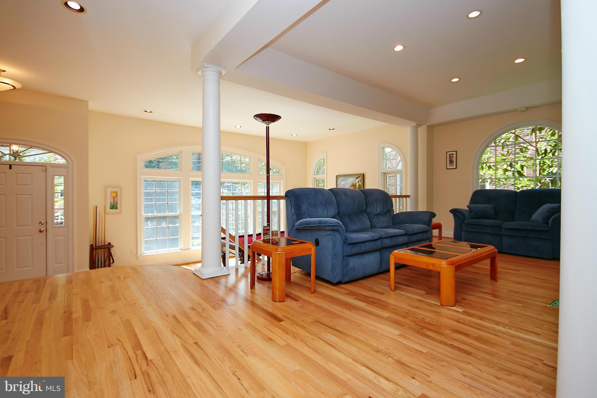 LEE HEIGHTS - Residential