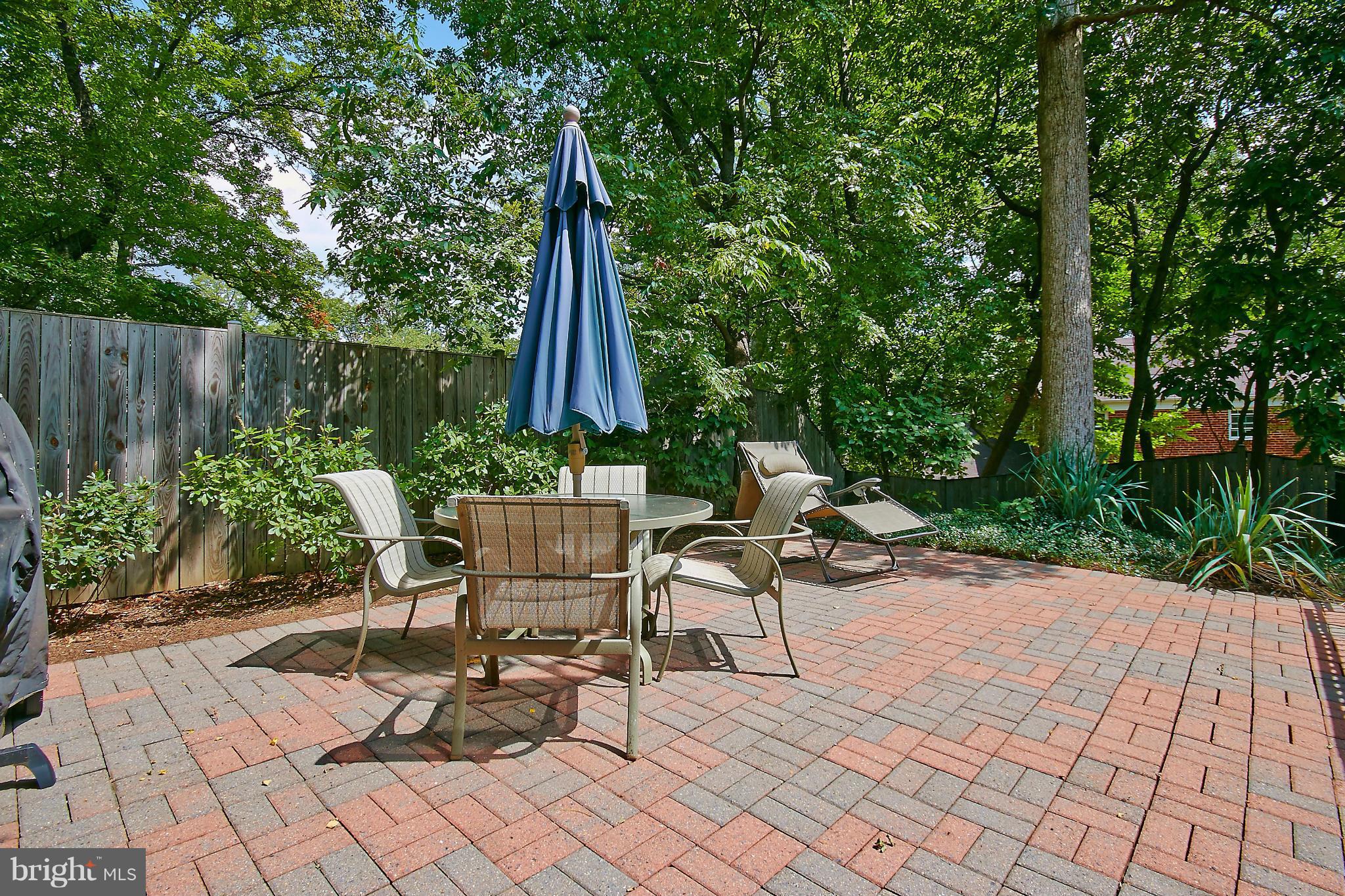 LEE HEIGHTS - Residential