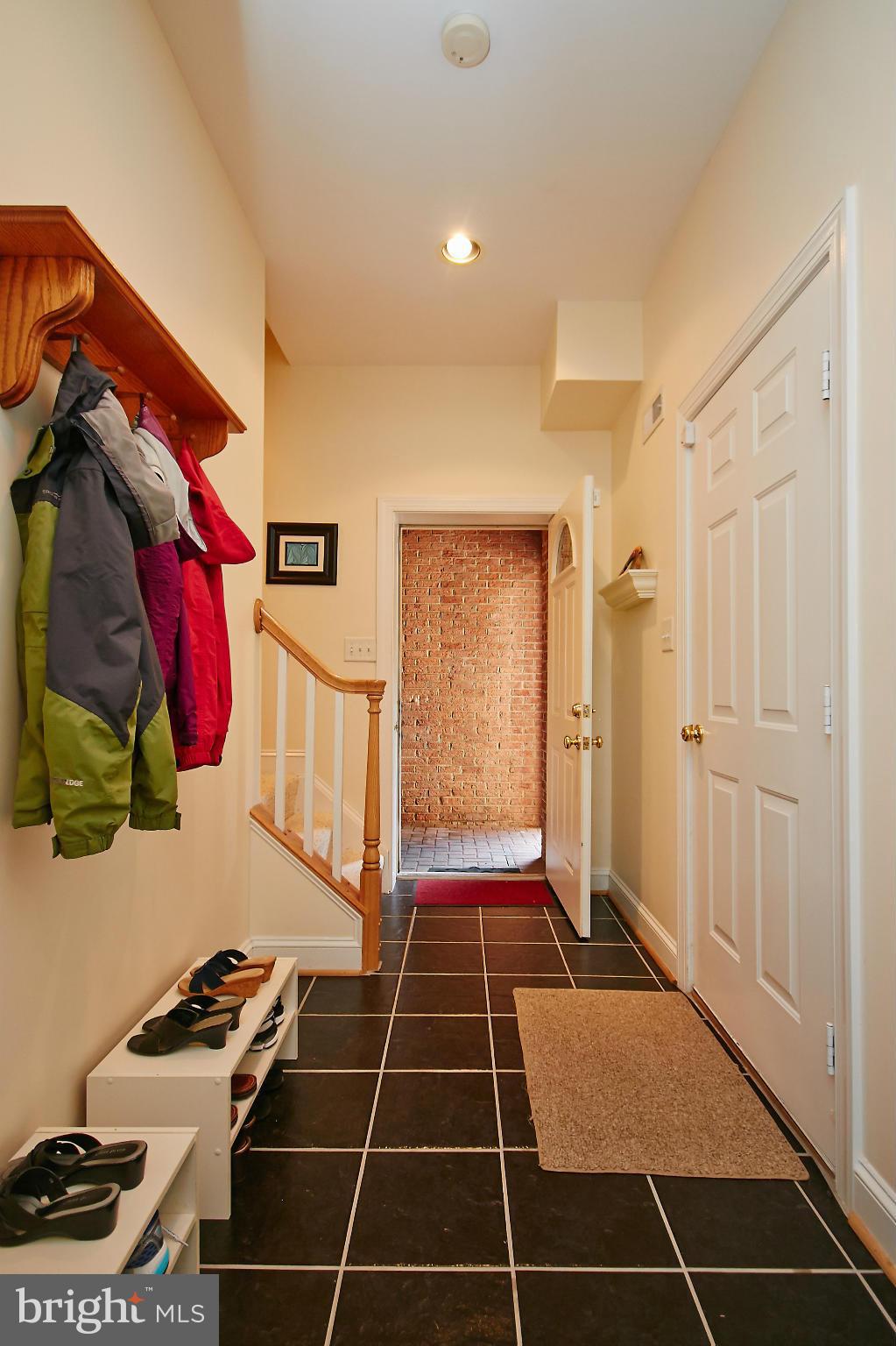 LEE HEIGHTS - Residential