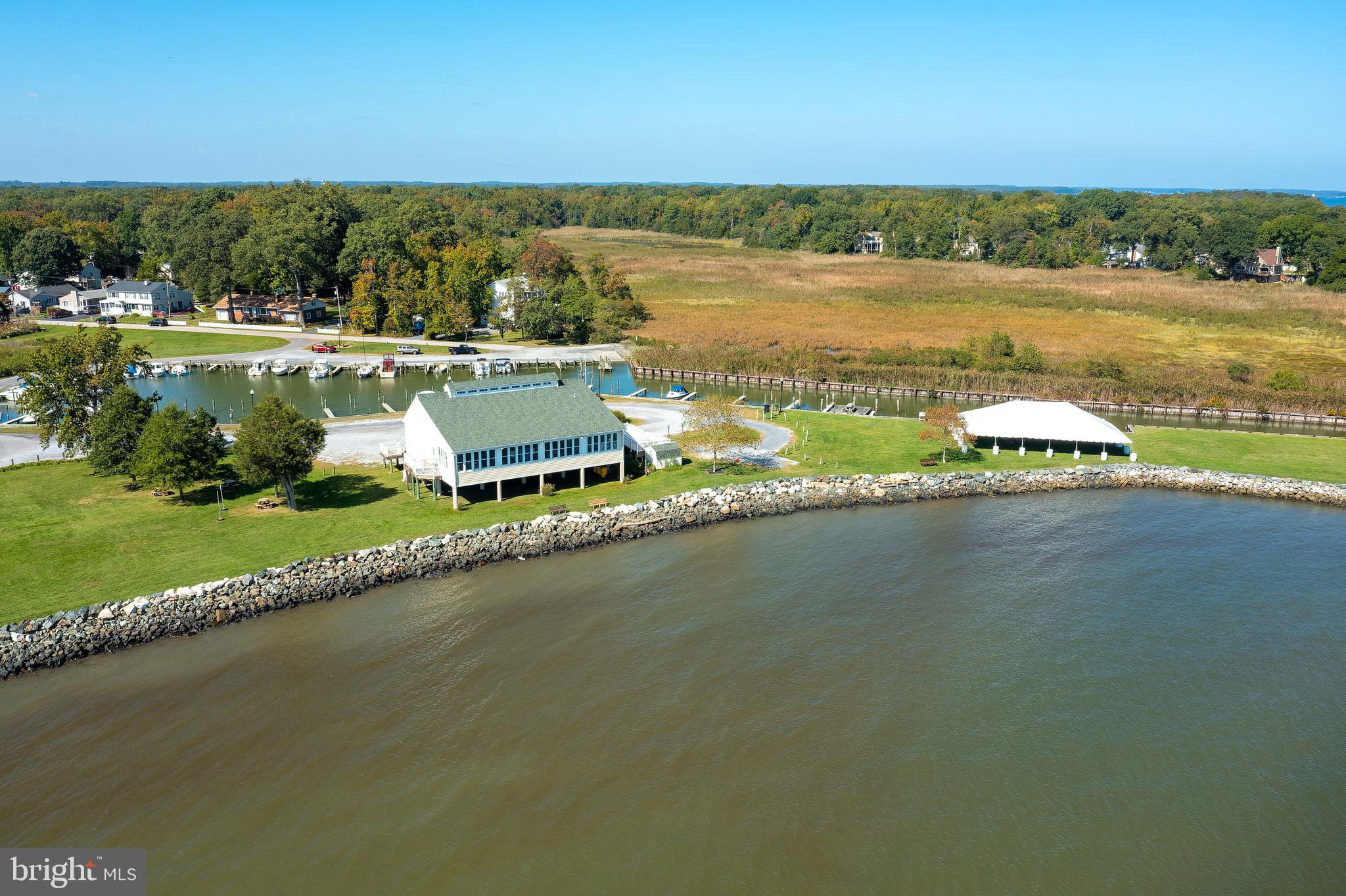 CEDARHURST ON THE BAY - Residential