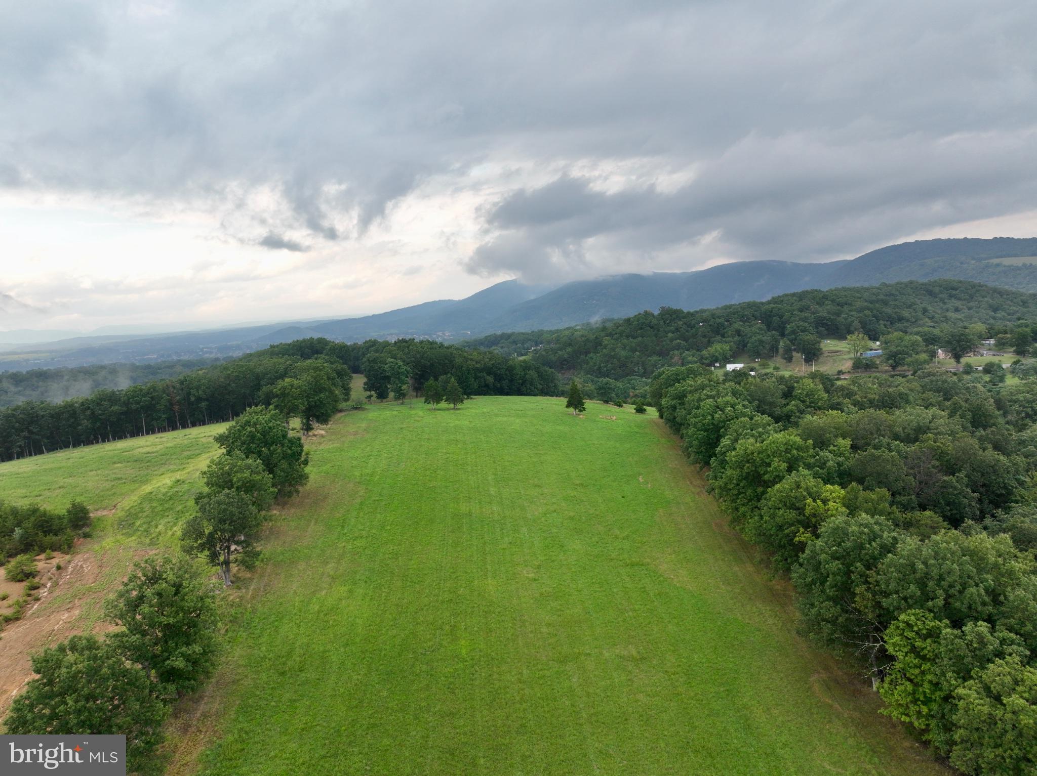 1560 S MILL CREEK ROAD