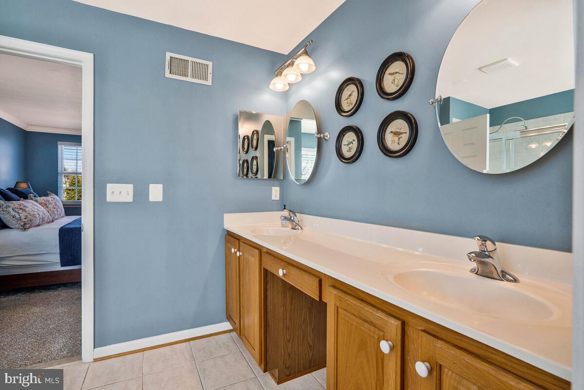 VICTORY LAKES - Residential