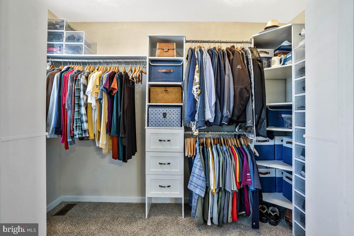 VICTORY LAKES - Residential