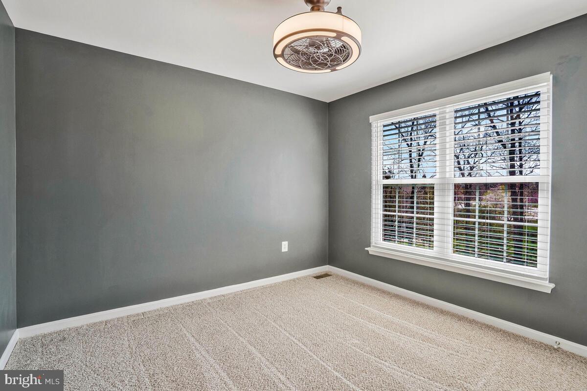 VICTORY LAKES - Residential