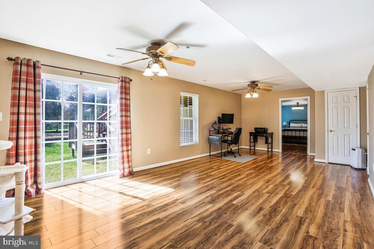 VICTORY LAKES - Residential