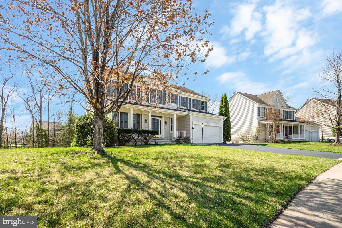 VICTORY LAKES - Residential