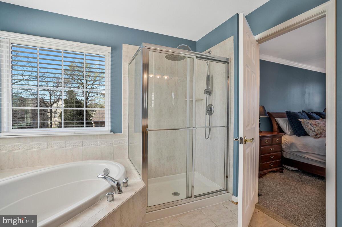 VICTORY LAKES - Residential