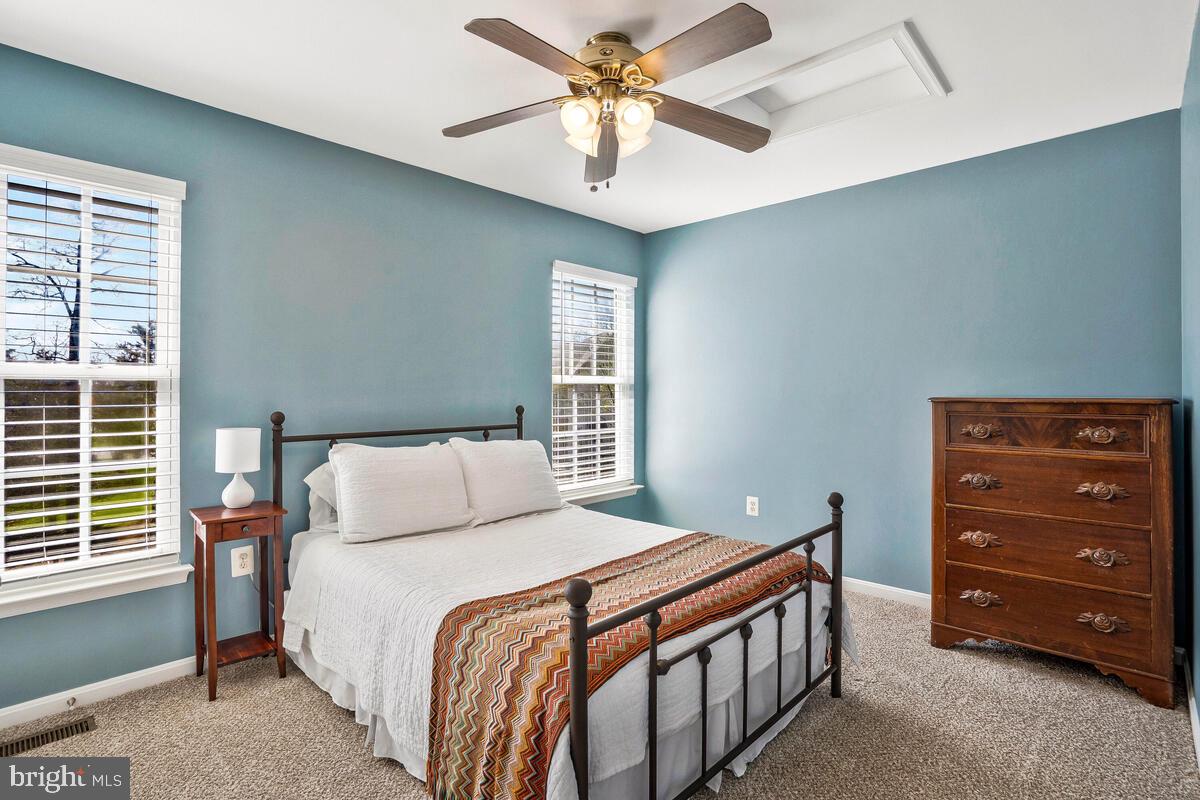 VICTORY LAKES - Residential