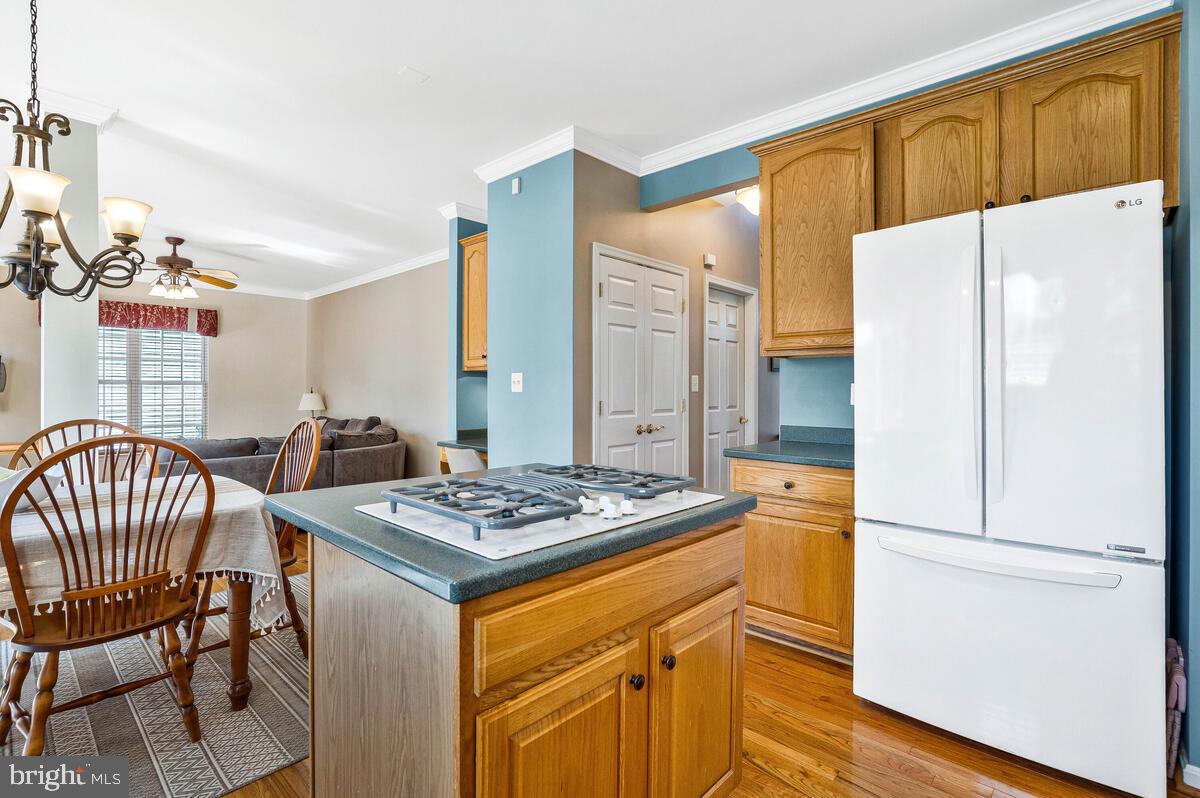 VICTORY LAKES - Residential