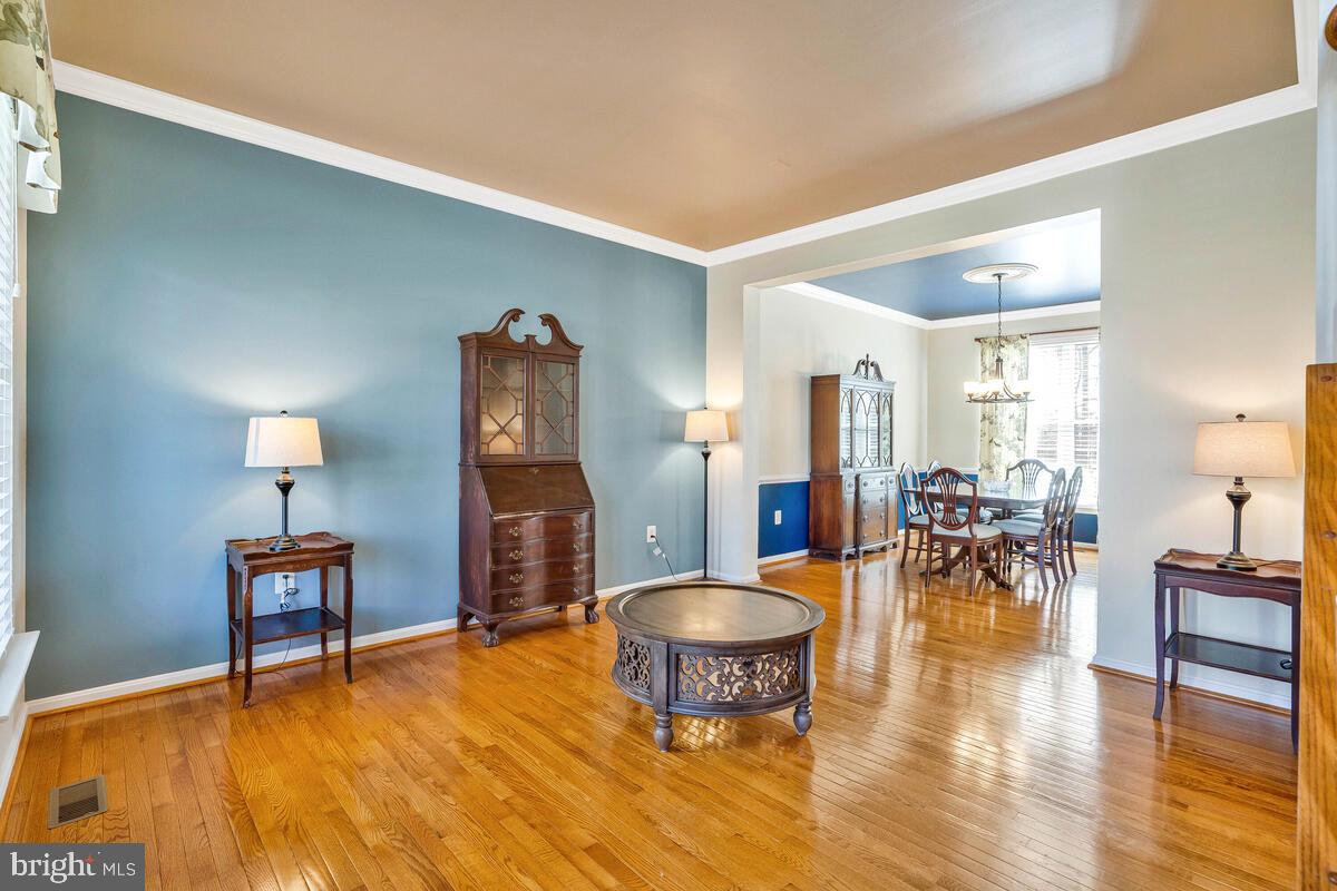 VICTORY LAKES - Residential