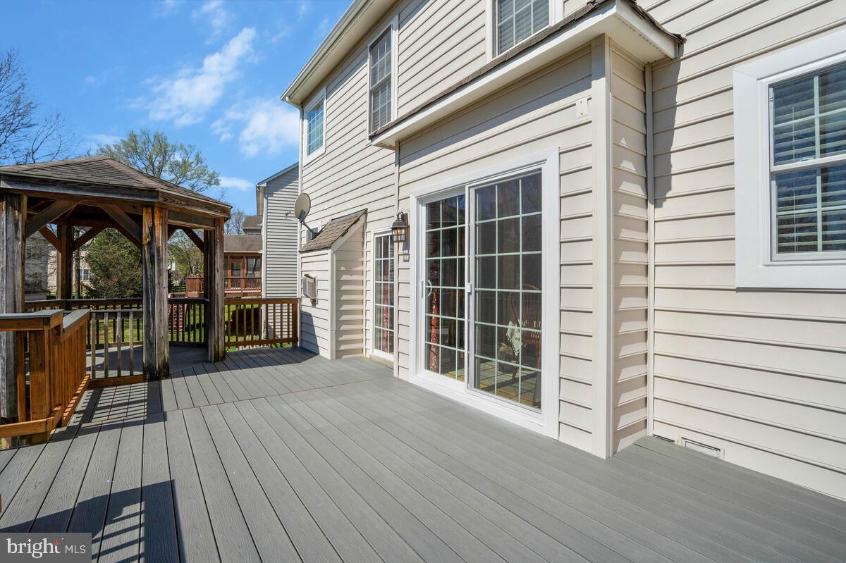 VICTORY LAKES - Residential