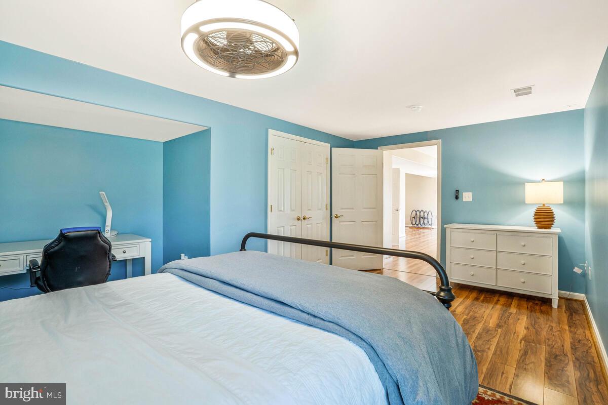 VICTORY LAKES - Residential