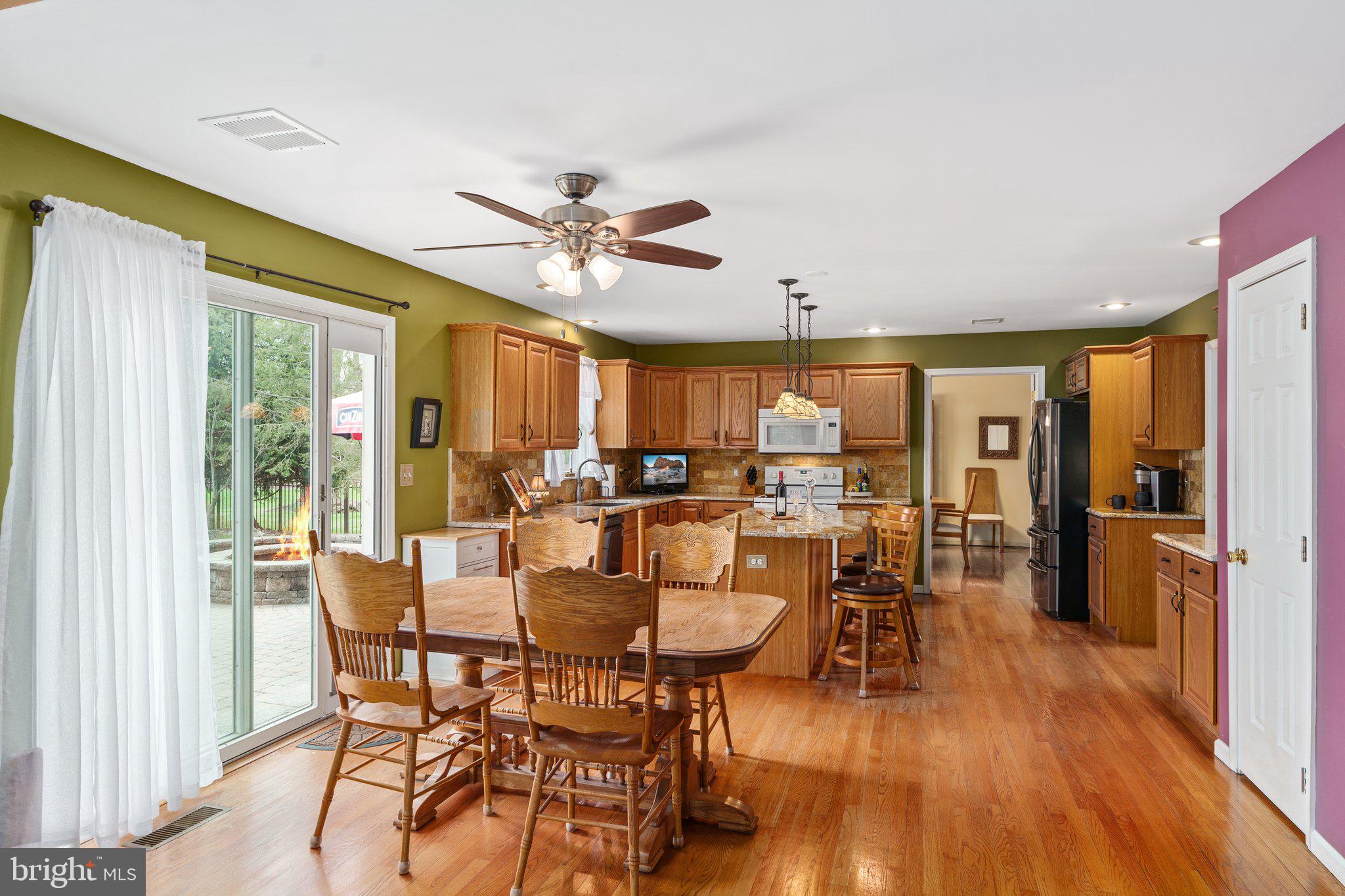 FOUR SEASONS AT FARM - Residential