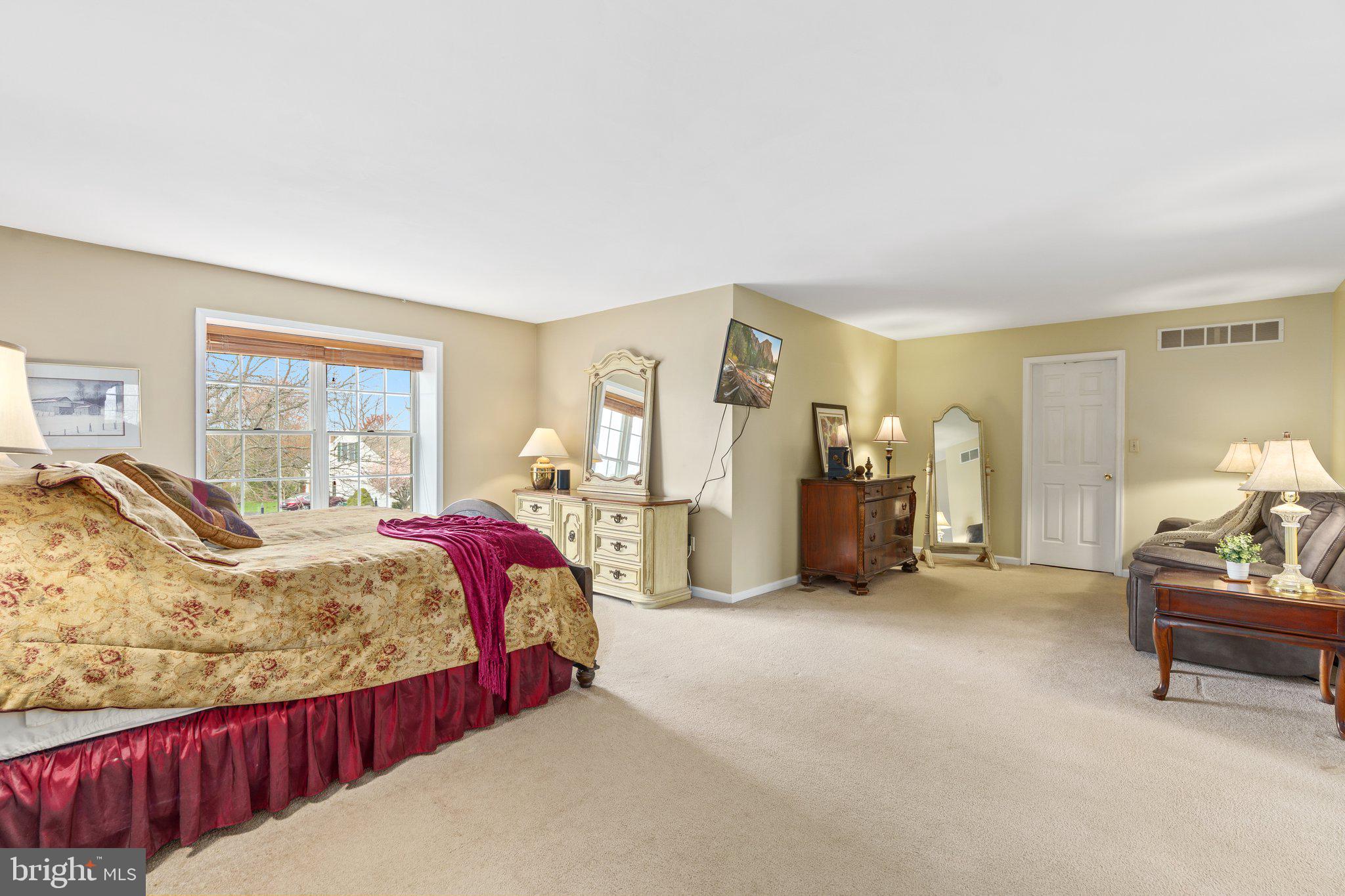 FOUR SEASONS AT FARM - Residential