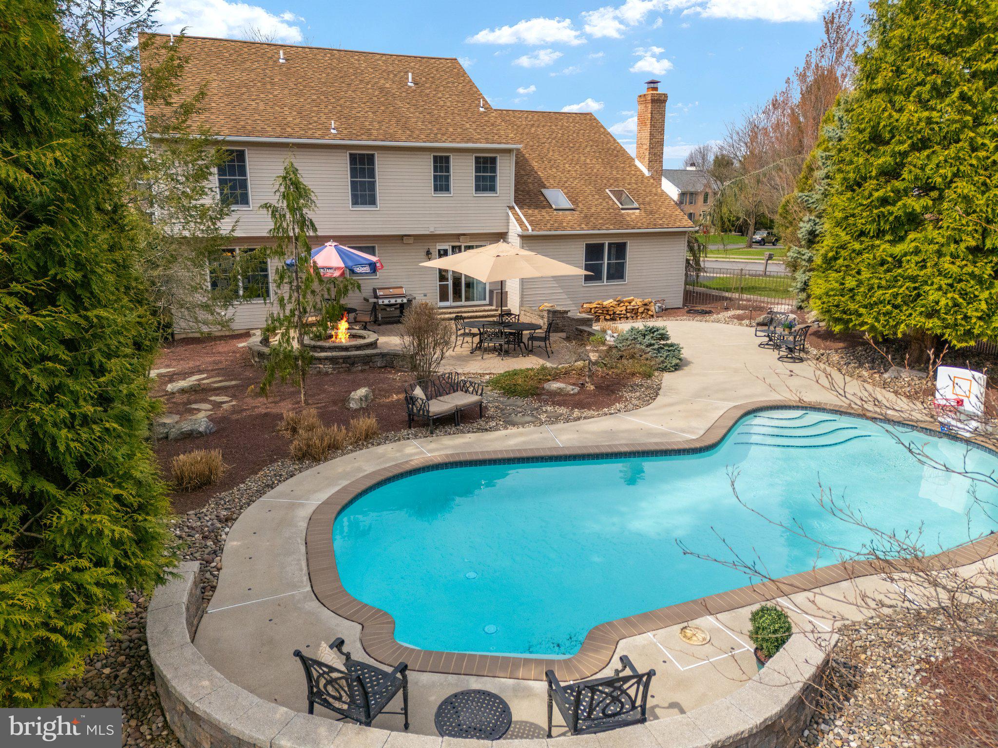 FOUR SEASONS AT FARM - Residential