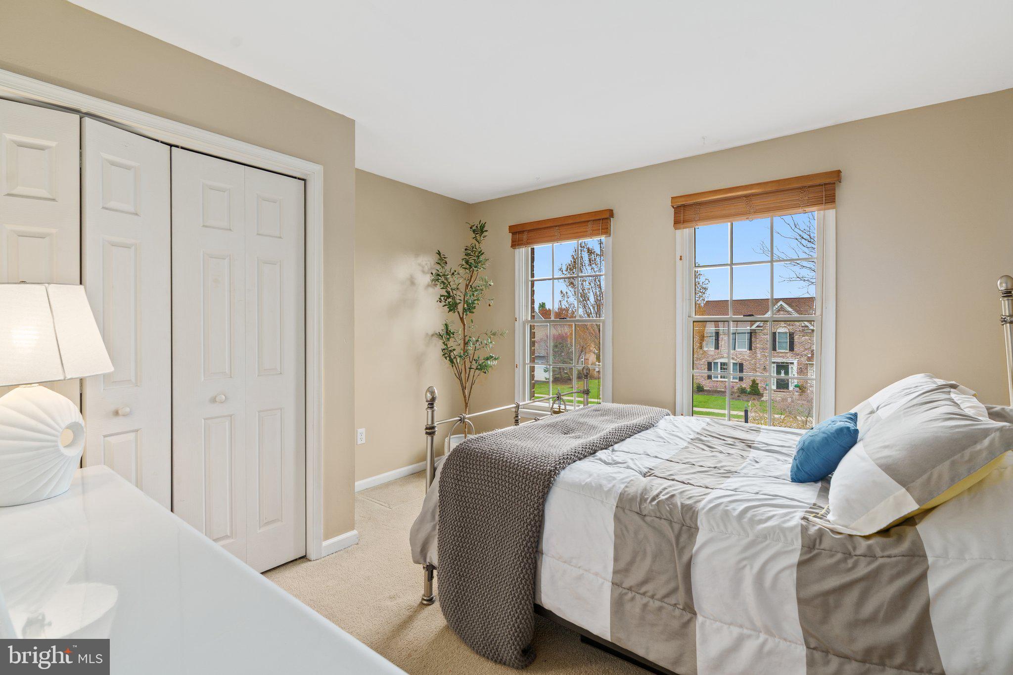 FOUR SEASONS AT FARM - Residential