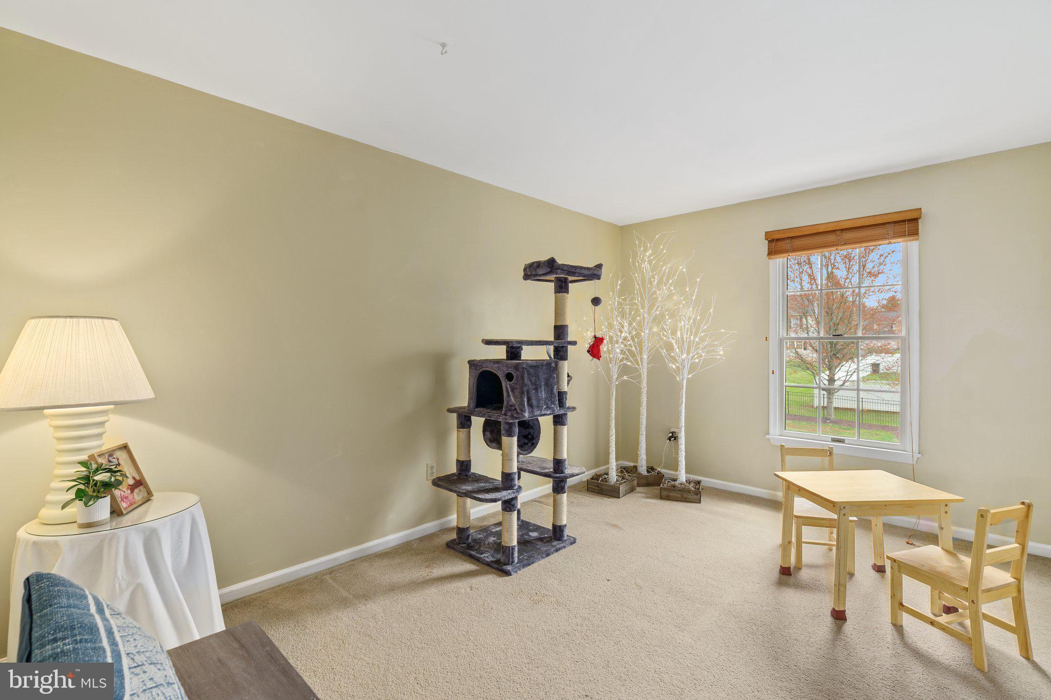 FOUR SEASONS AT FARM - Residential