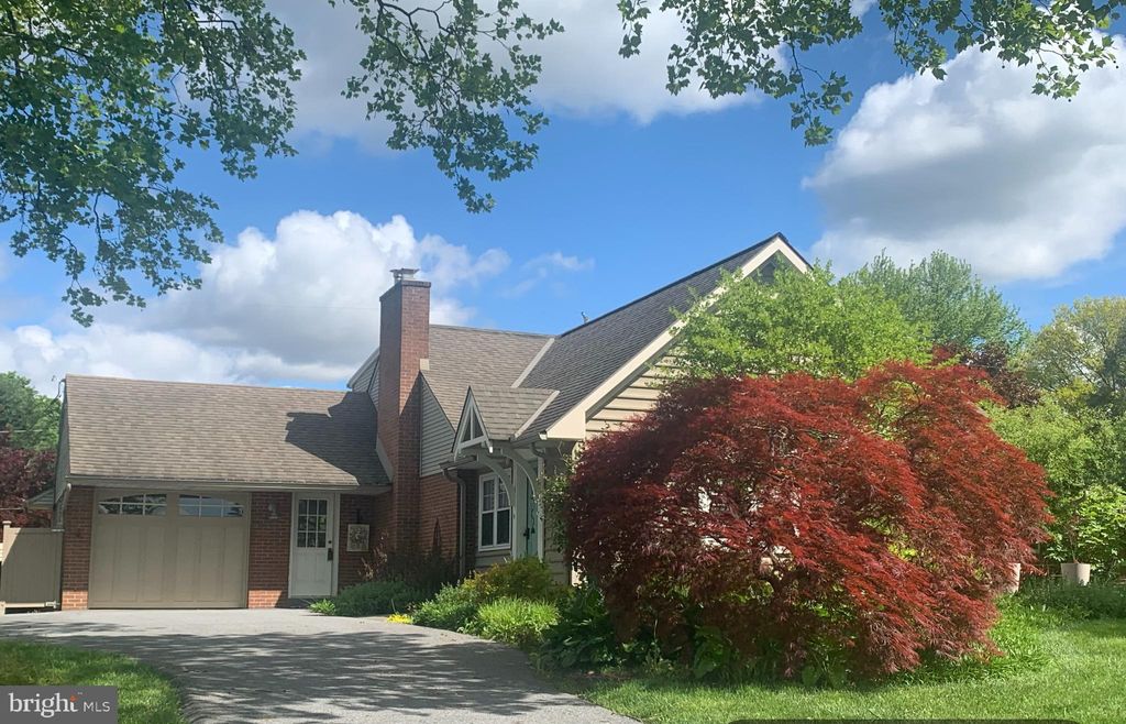 Photo of 117 MURRY HILL DR, LANCASTER, PA 17601 (MLS # PALA2034294)