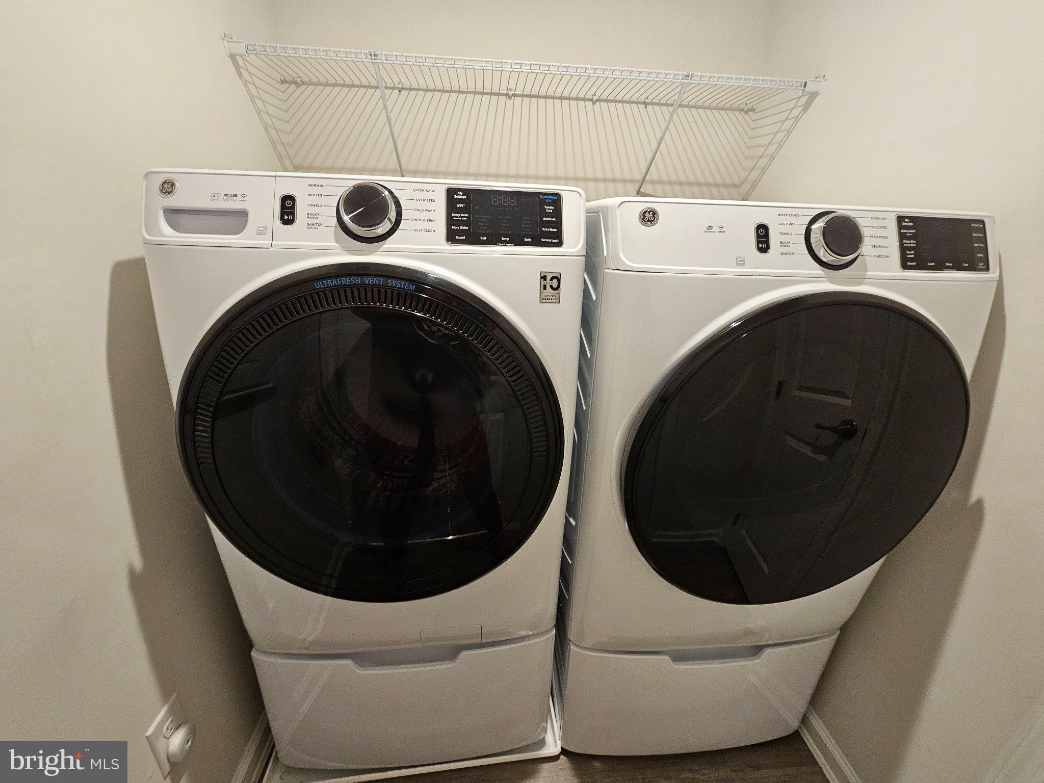 WOOD CREEK GOLF COMM - Residential