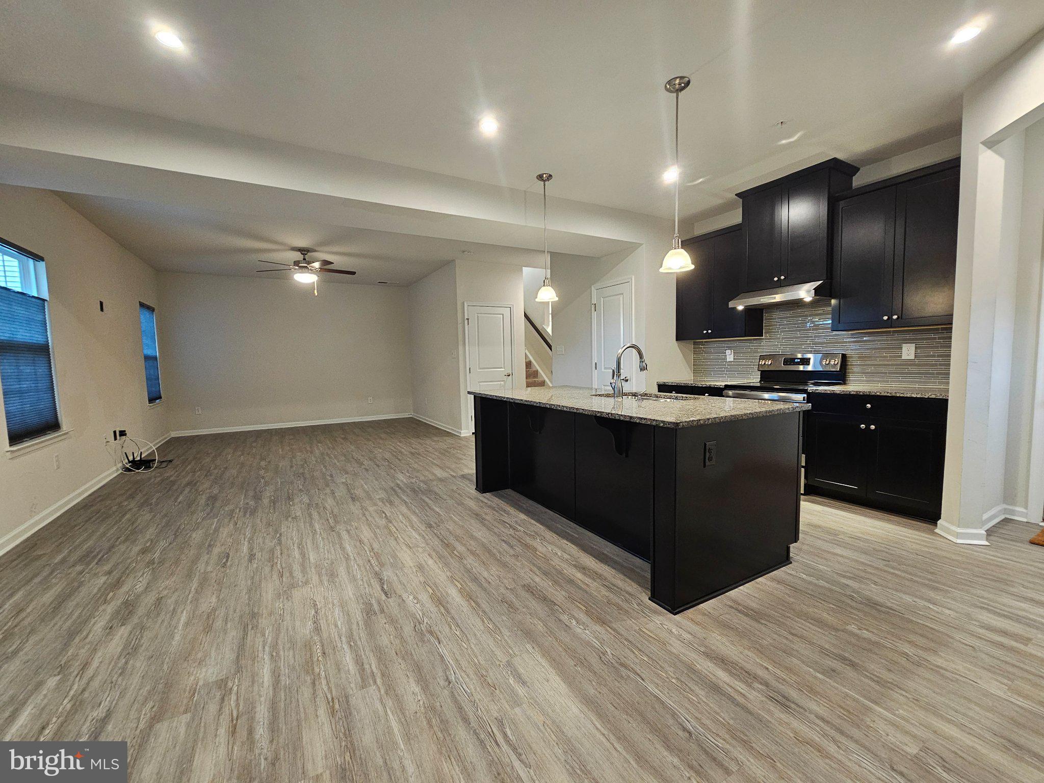 WOOD CREEK GOLF COMM - Residential