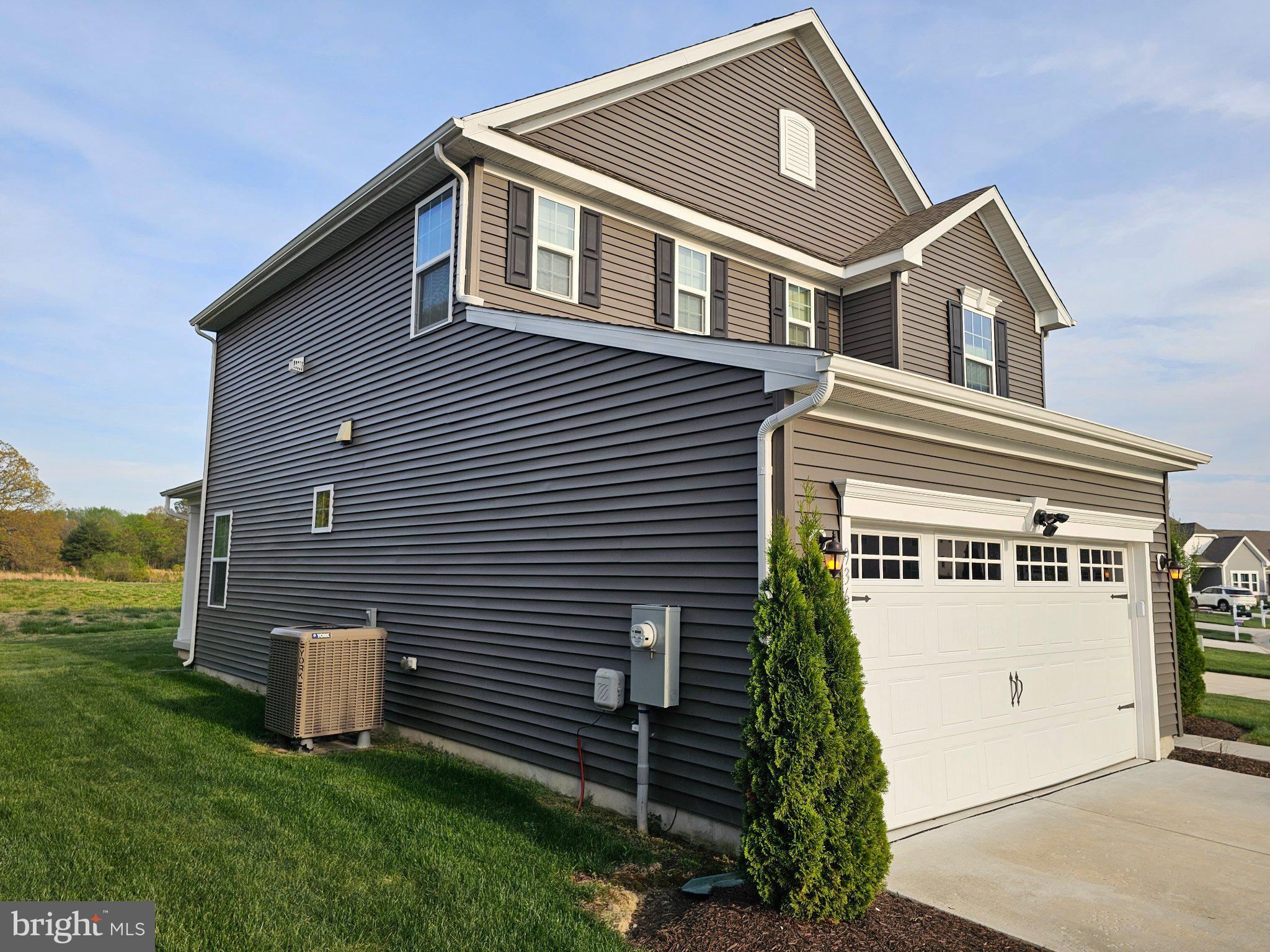 WOOD CREEK GOLF COMM - Residential